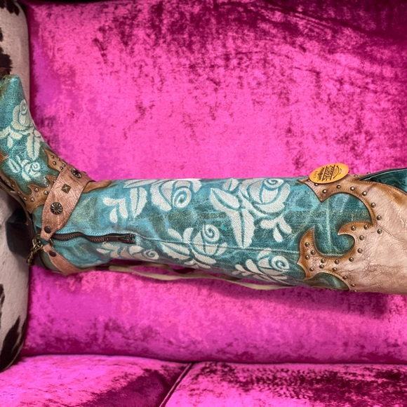 Corral womens knee high boots - Picture 3 of 6